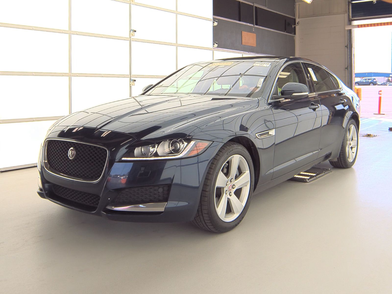 2018 Jaguar XF 25t RWD