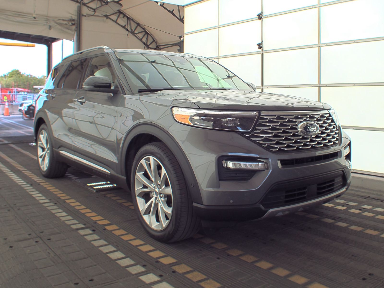 2022 Ford Explorer Platinum FWD