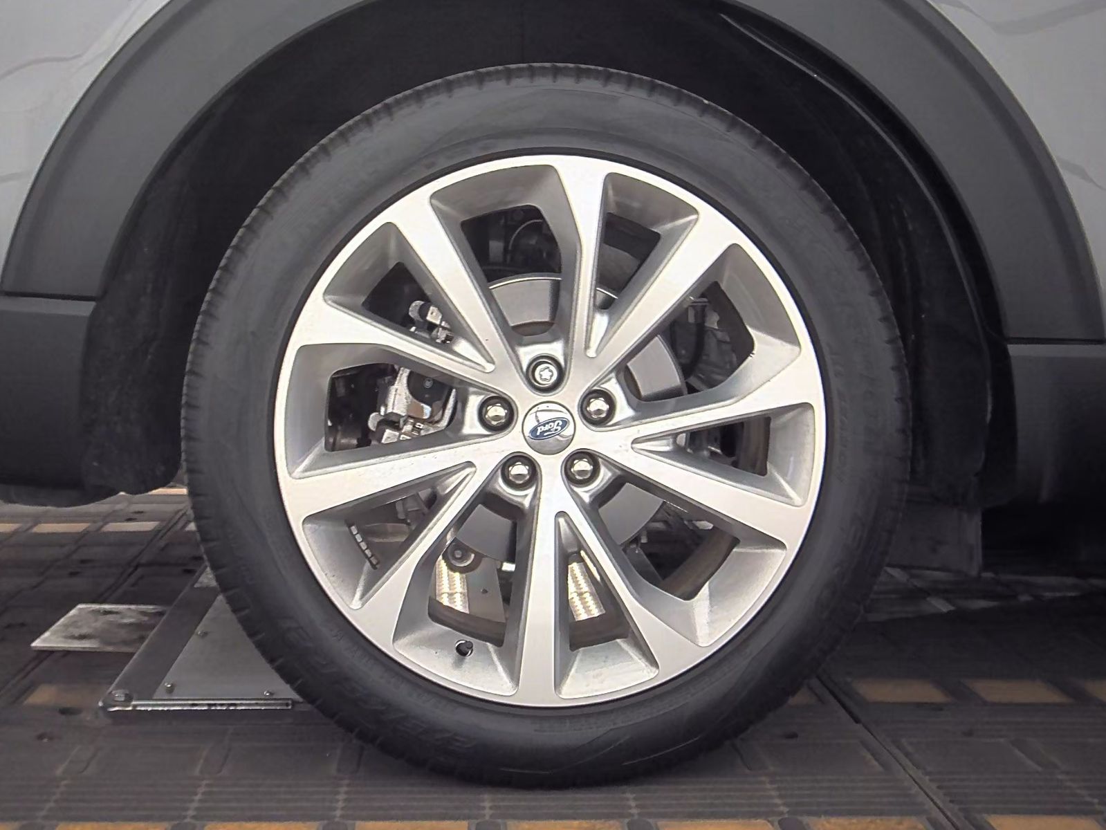 2022 Ford Explorer Platinum FWD
