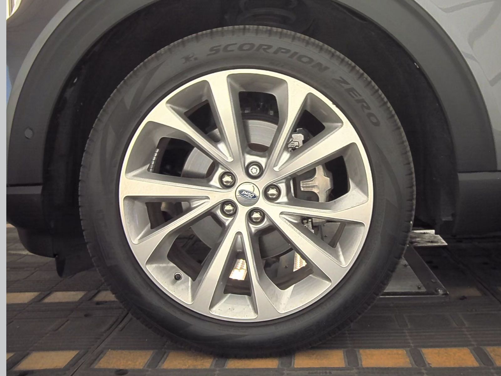 2022 Ford Explorer Platinum FWD