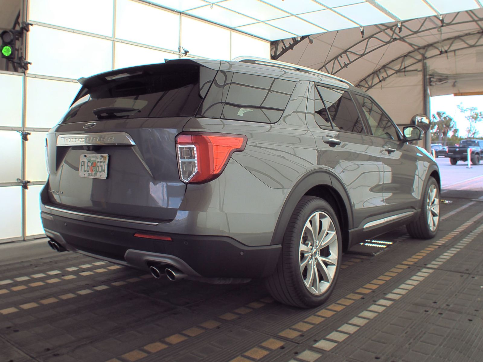 2022 Ford Explorer Platinum FWD