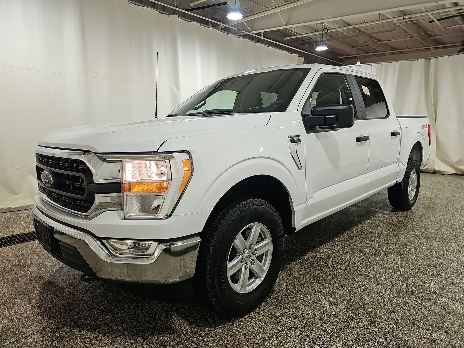 2022 Ford F-150 XLT AWD