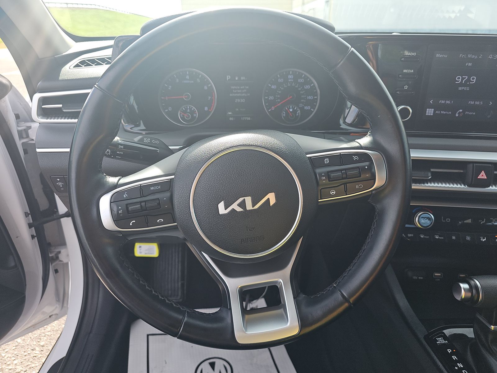 2022 Kia K5 LXS AWD