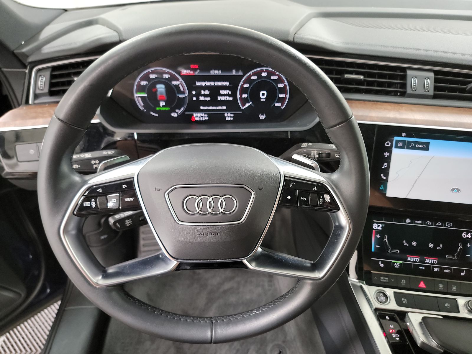 2022 Audi e-tron Premium AWD