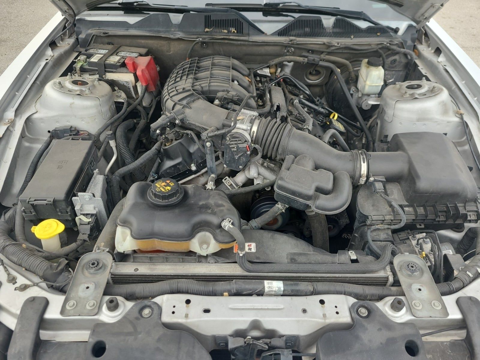 2014 Ford Mustang V6 RWD