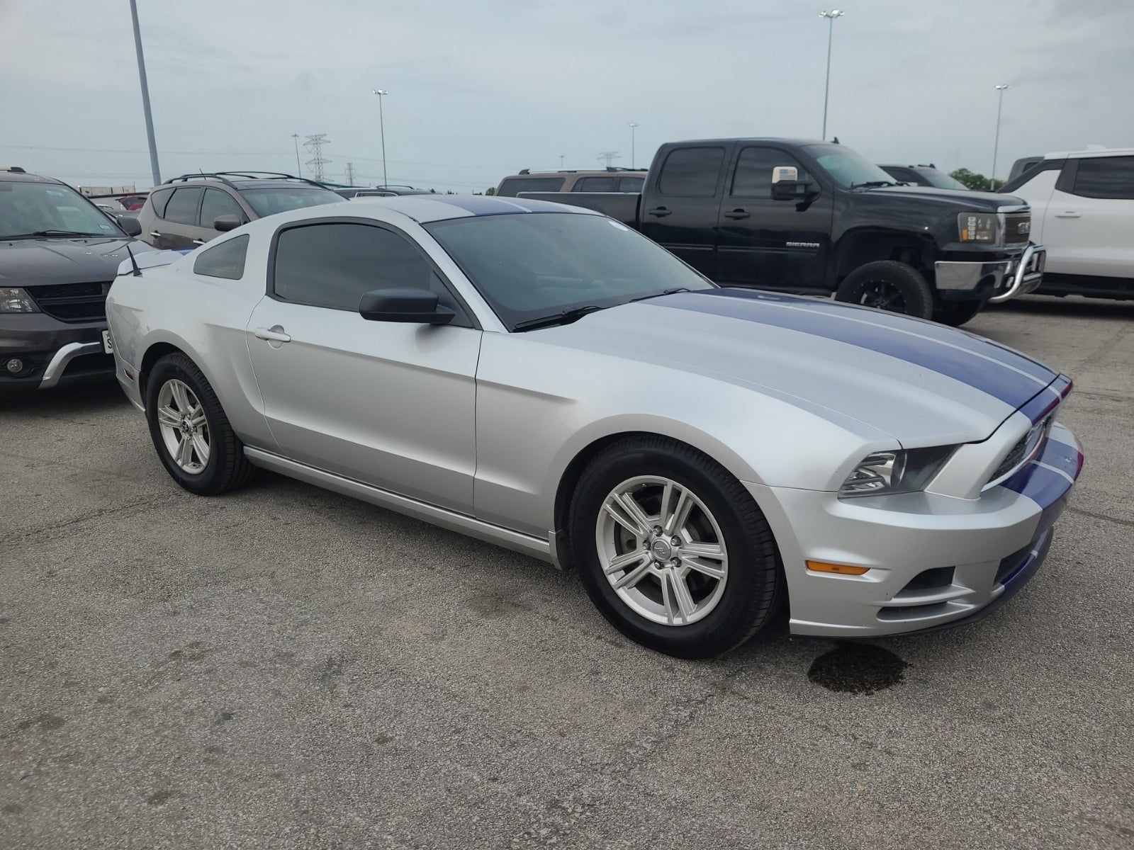 2014 Ford Mustang V6 RWD