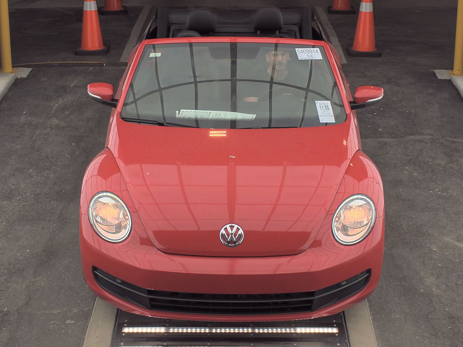 2013 Volkswagen Beetle 2.5L FWD