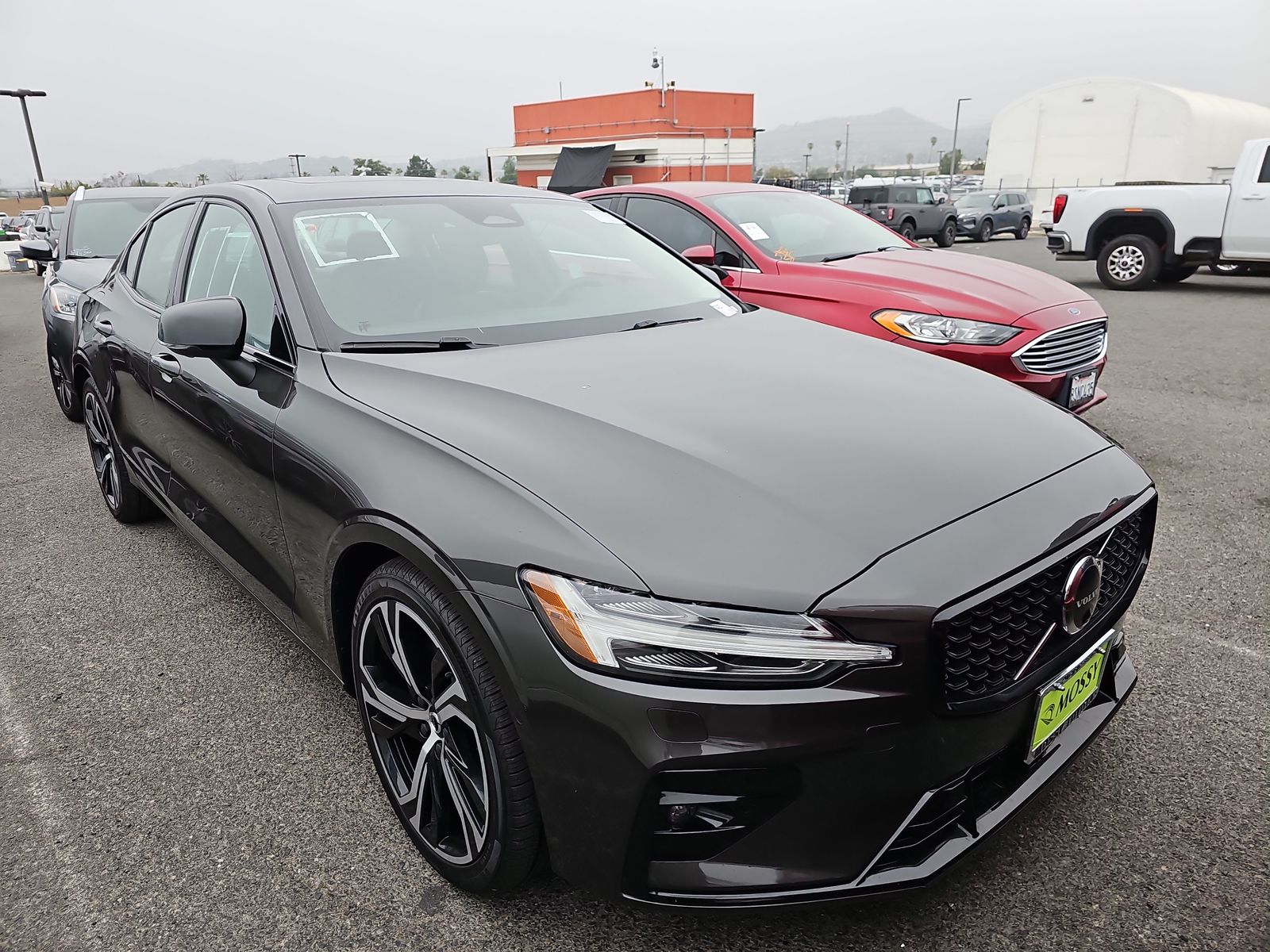 2024 Volvo S60 B5 Plus FWD
