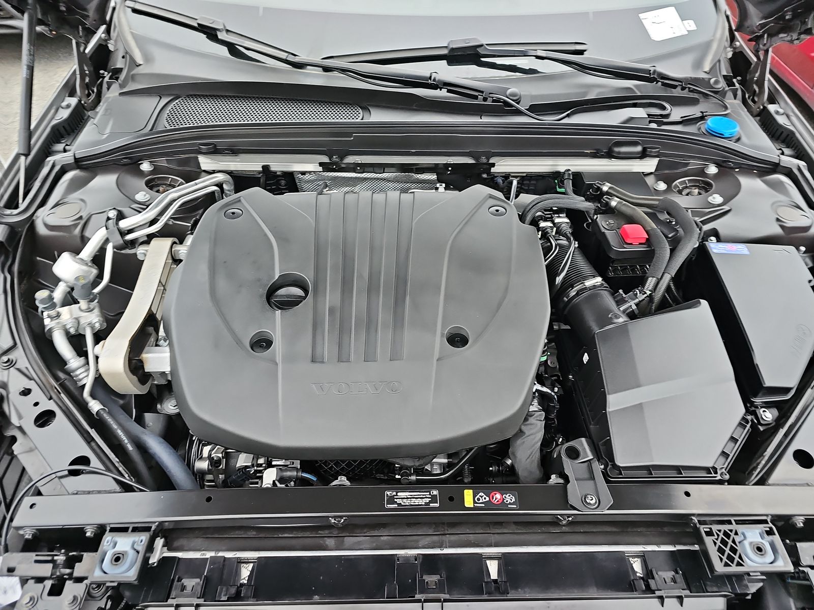 2024 Volvo S60 B5 Plus FWD