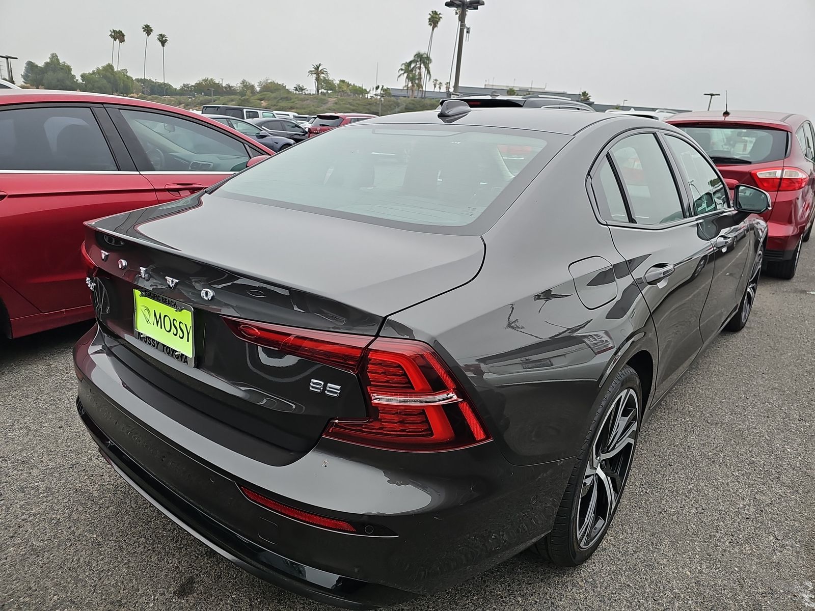 2024 Volvo S60 B5 Plus FWD