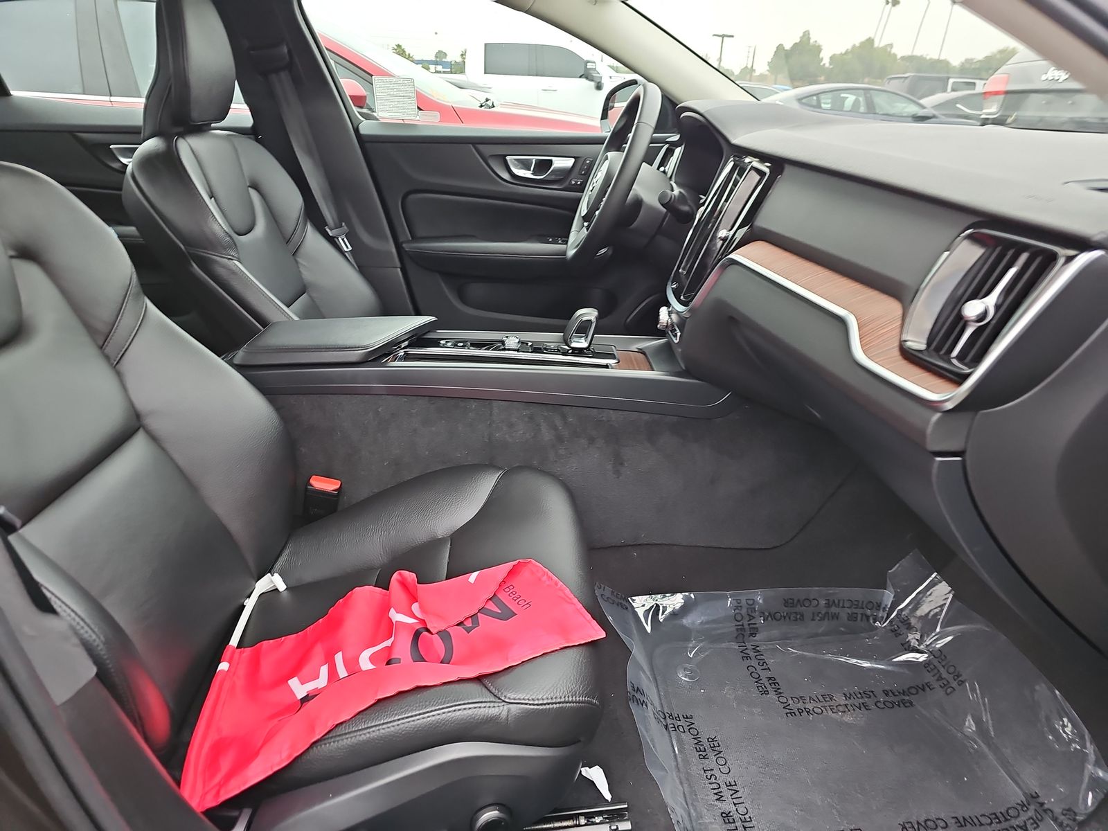 2024 Volvo S60 B5 Plus FWD