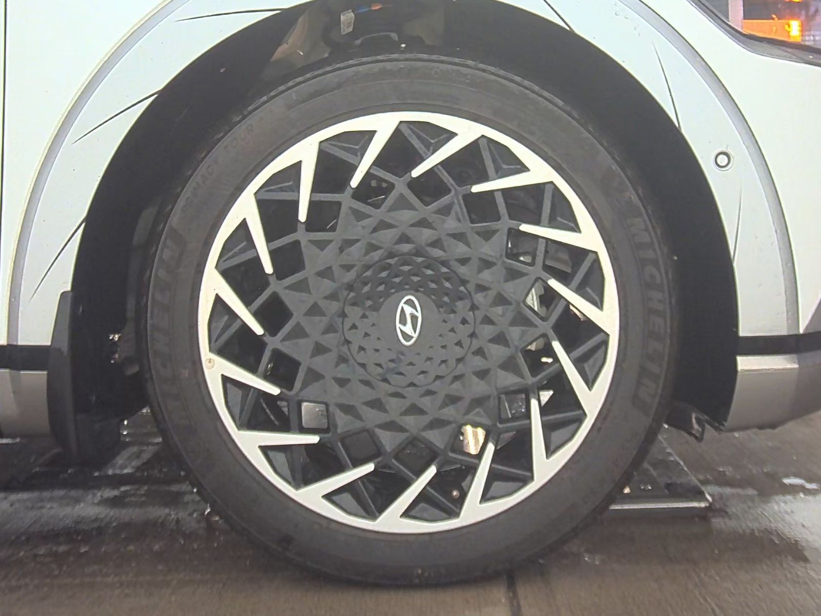 2023 Hyundai IONIQ 5 Limited AWD