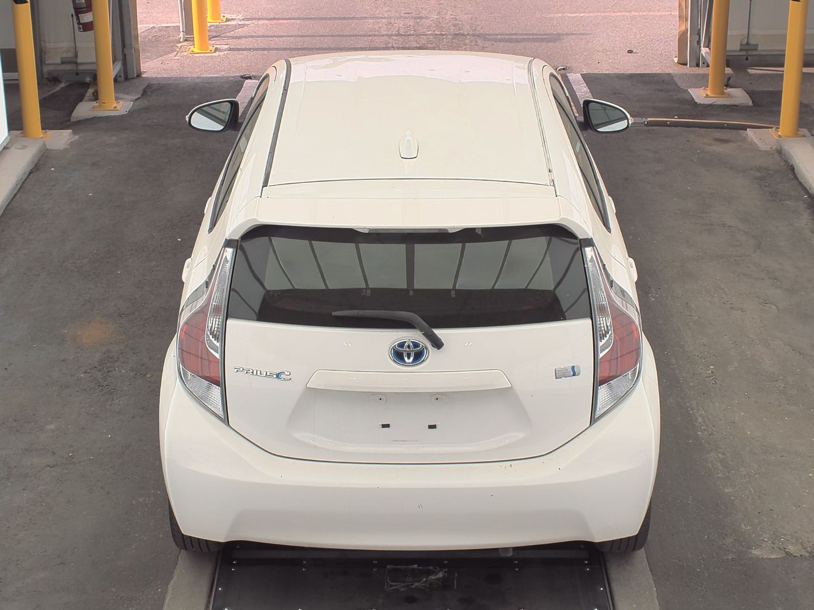 2016 Toyota Prius c Two FWD