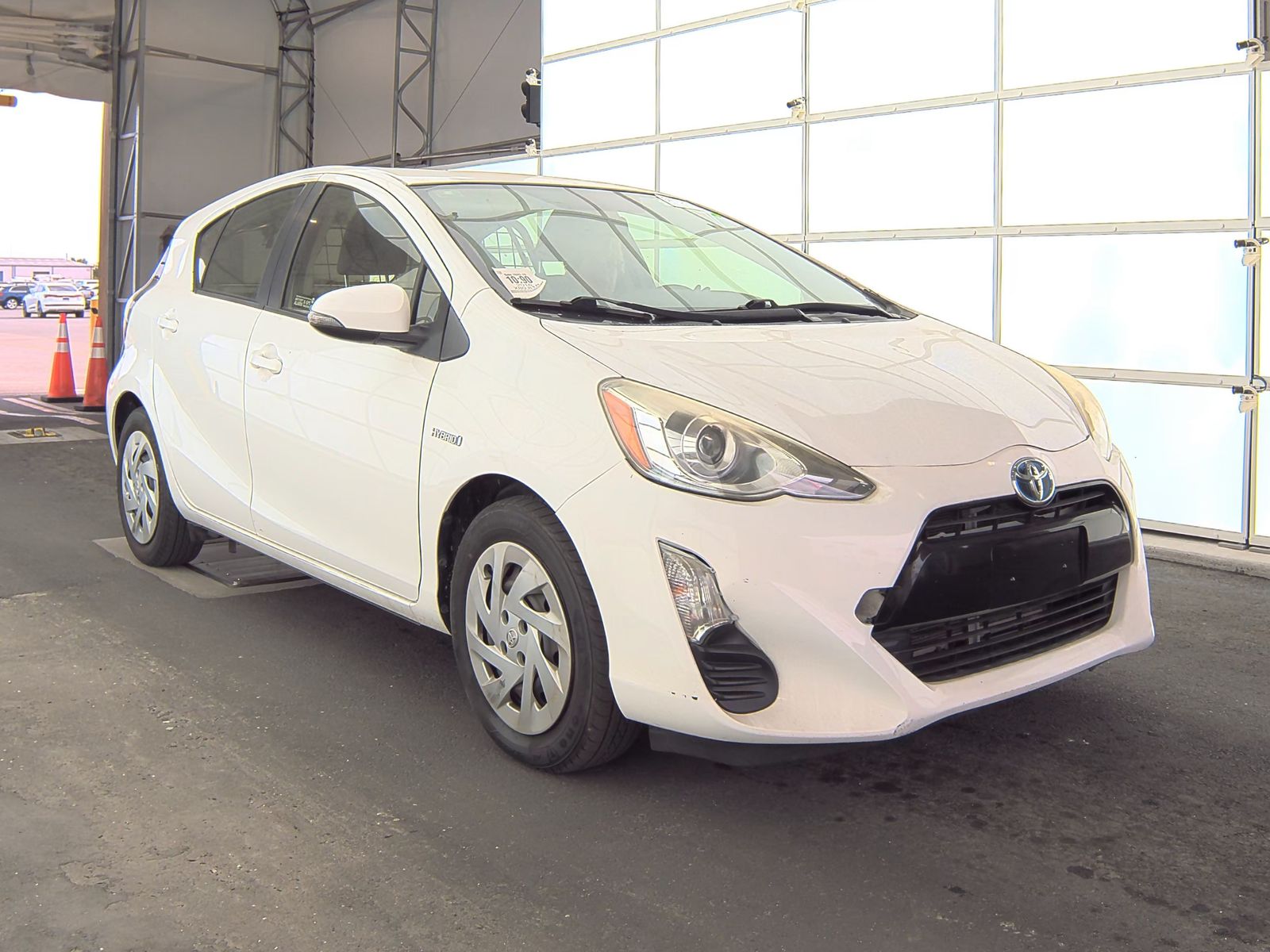 2016 Toyota Prius c Two FWD