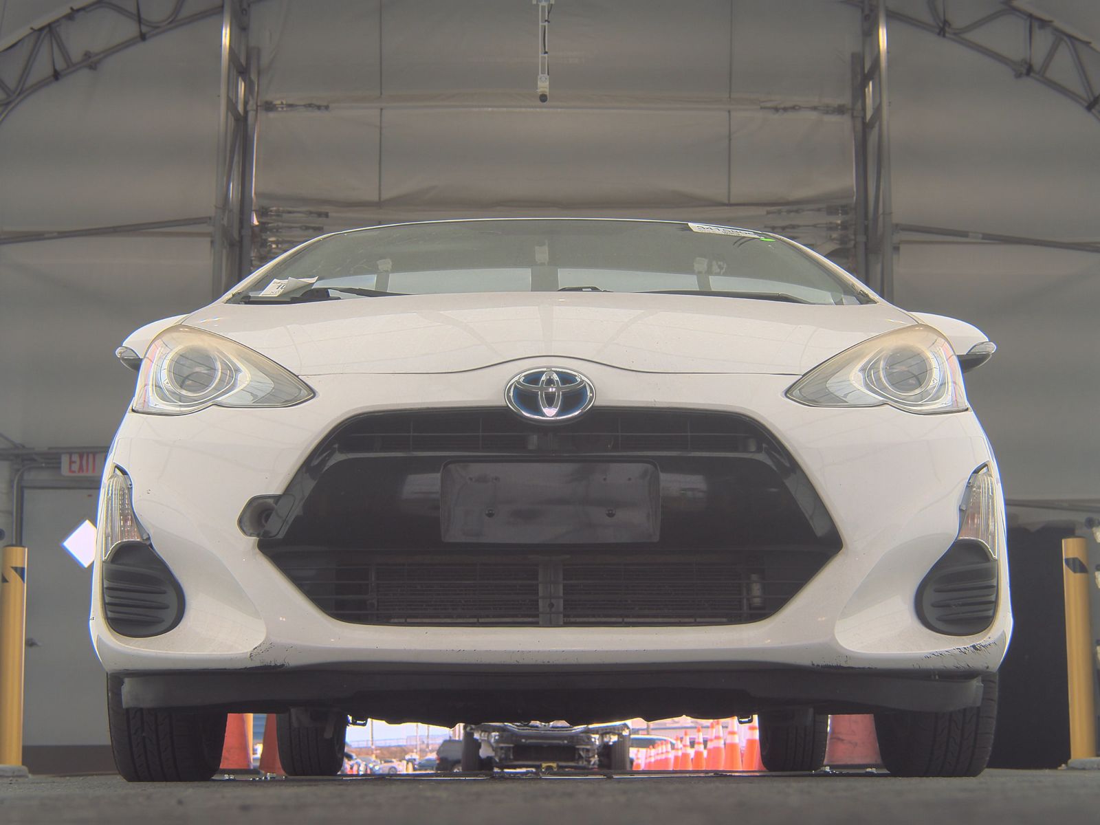 2016 Toyota Prius c Two FWD