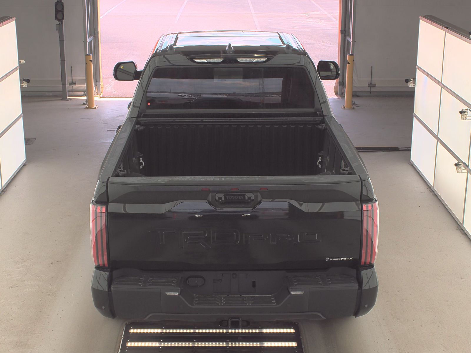 2025 Toyota Tundra Hybrid TRD Pro AWD