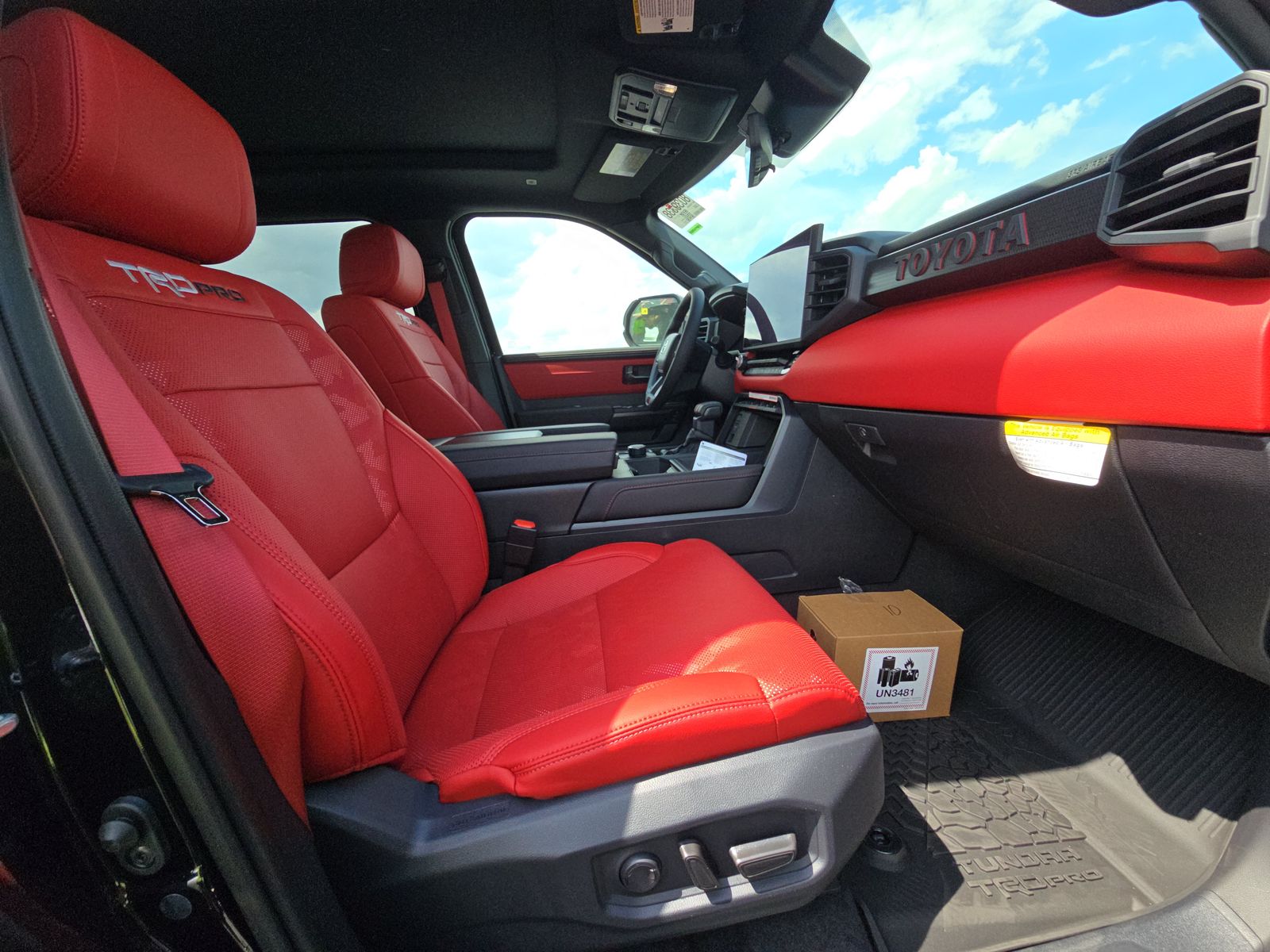 2025 Toyota Tundra Hybrid TRD Pro AWD