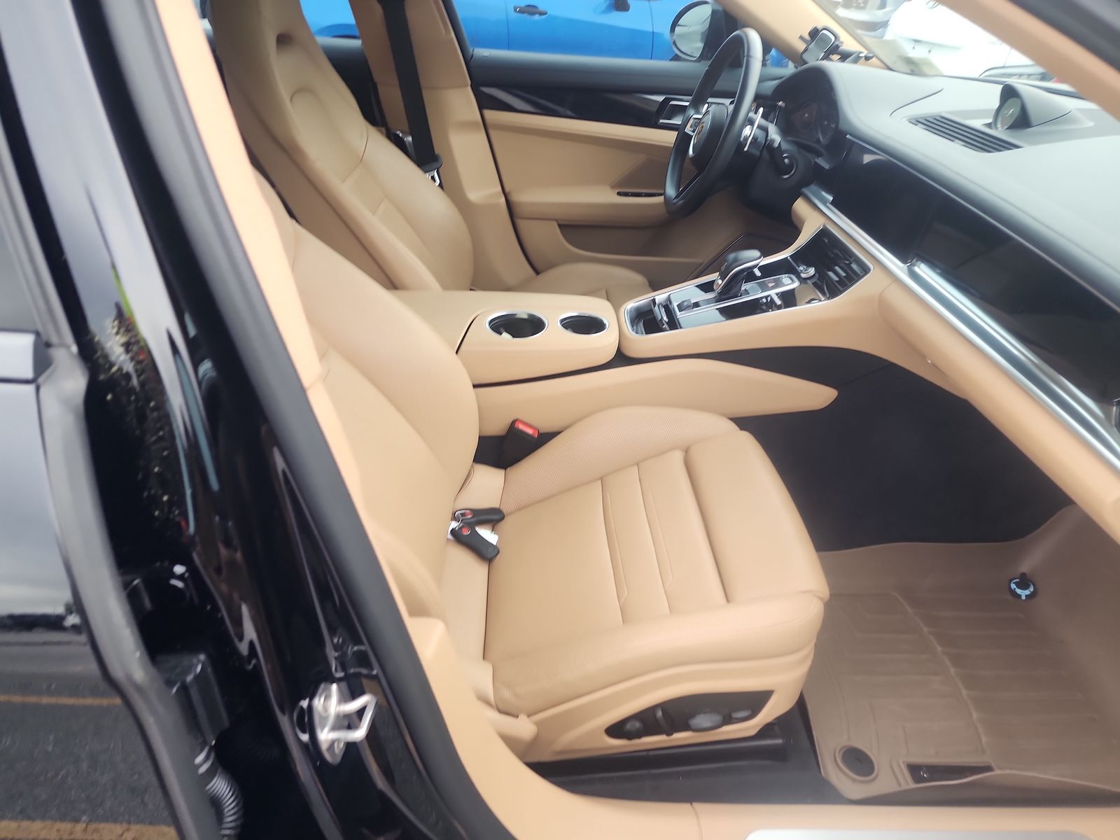 2022 Porsche Panamera 4 AWD