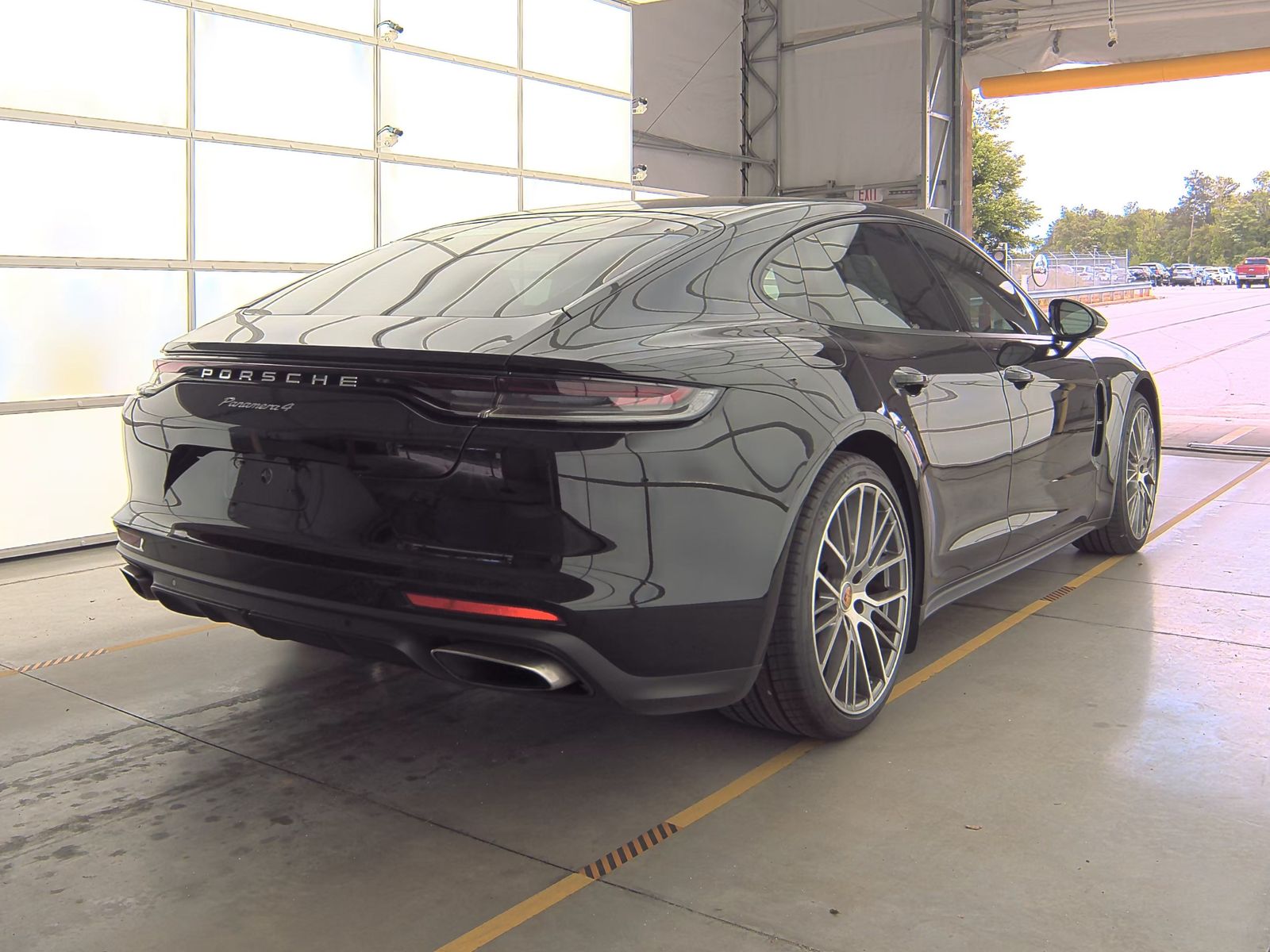 2022 Porsche Panamera 4 AWD