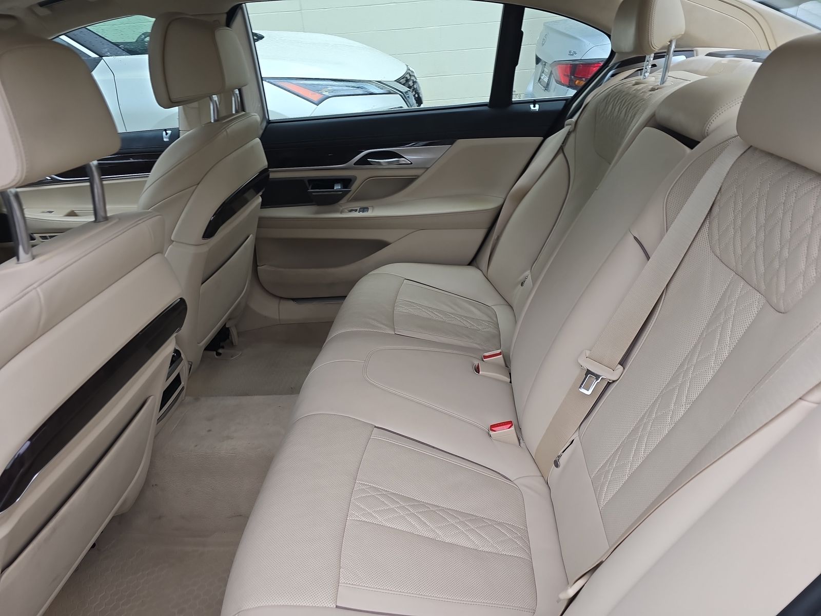 2016 BMW 7 Series 750i xDrive AWD