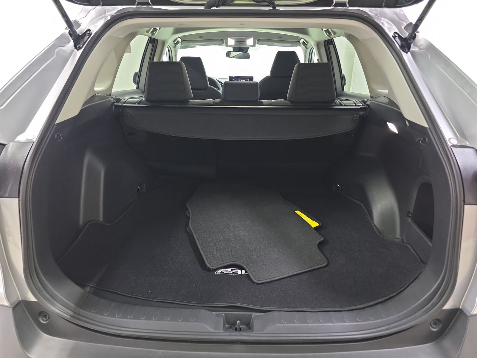 2023 Toyota RAV4 Hybrid LE AWD