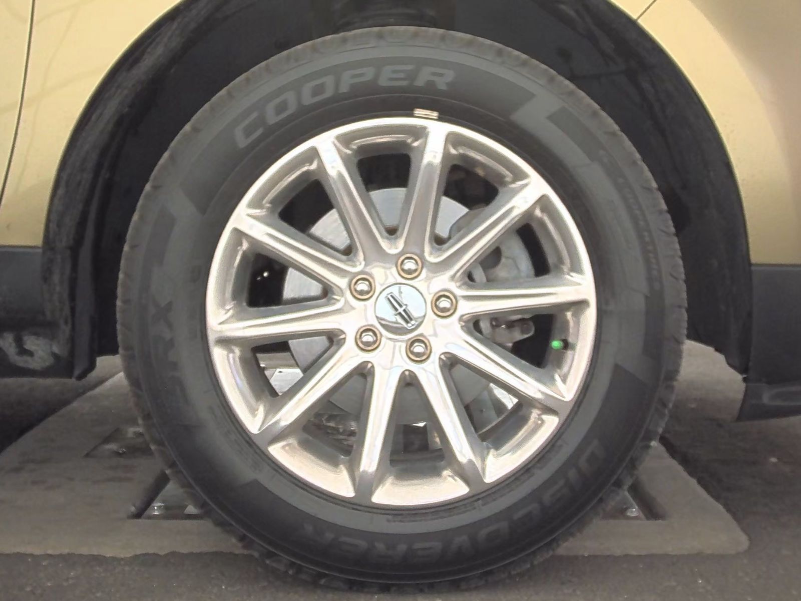 2013 Lincoln MKX Base FWD