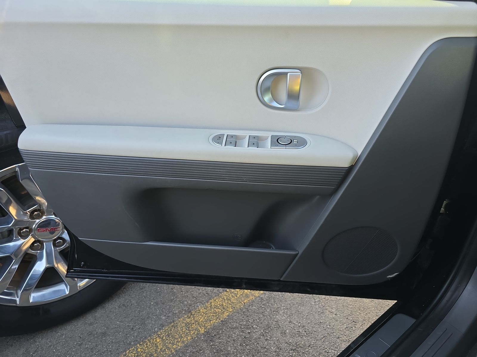 2023 Hyundai IONIQ 5 SE AWD