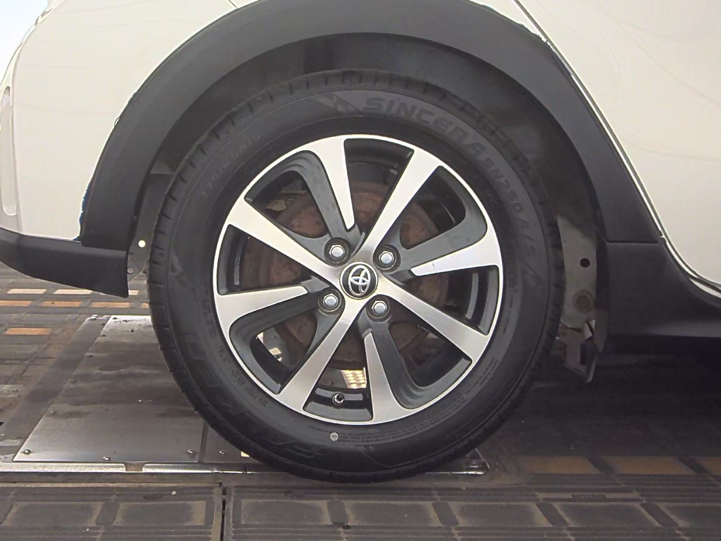 2018 Toyota Prius c Two FWD