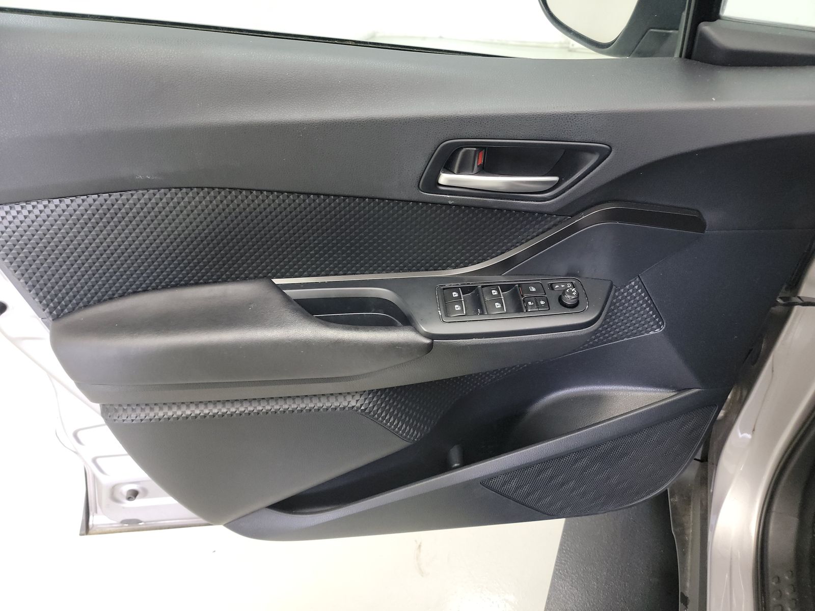 2018 Toyota C-HR XLE Premium FWD