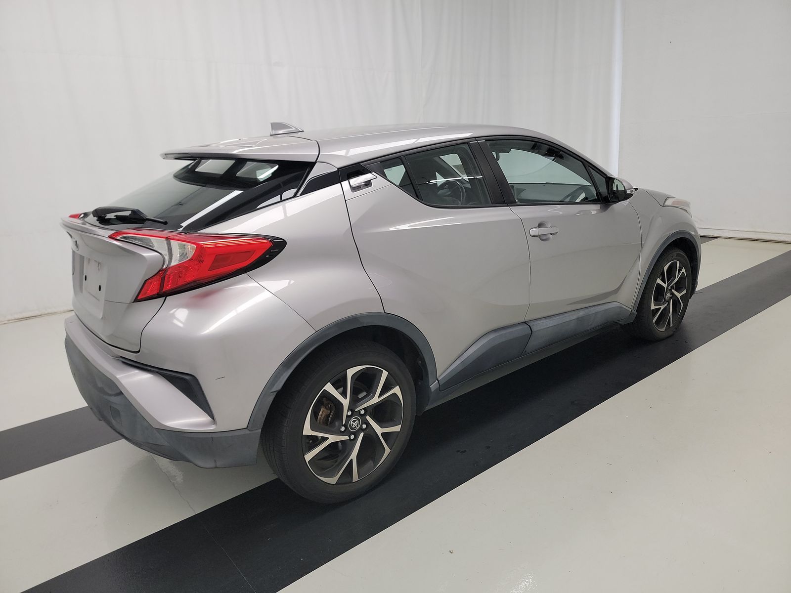 2018 Toyota C-HR XLE Premium FWD