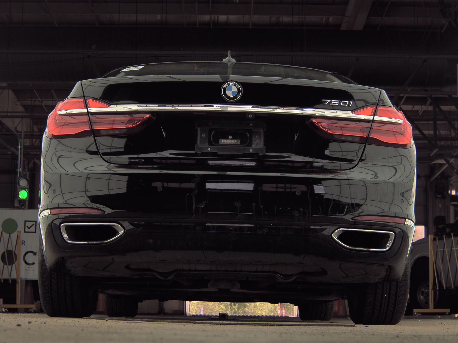 2016 BMW 7 Series 750i RWD