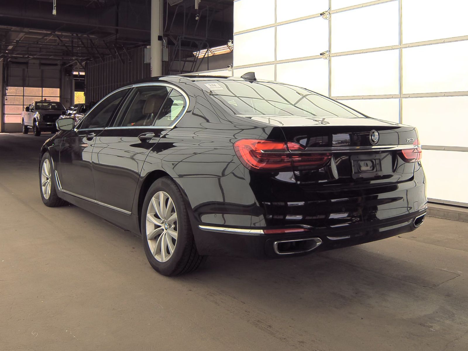 2016 BMW 7 Series 750i RWD