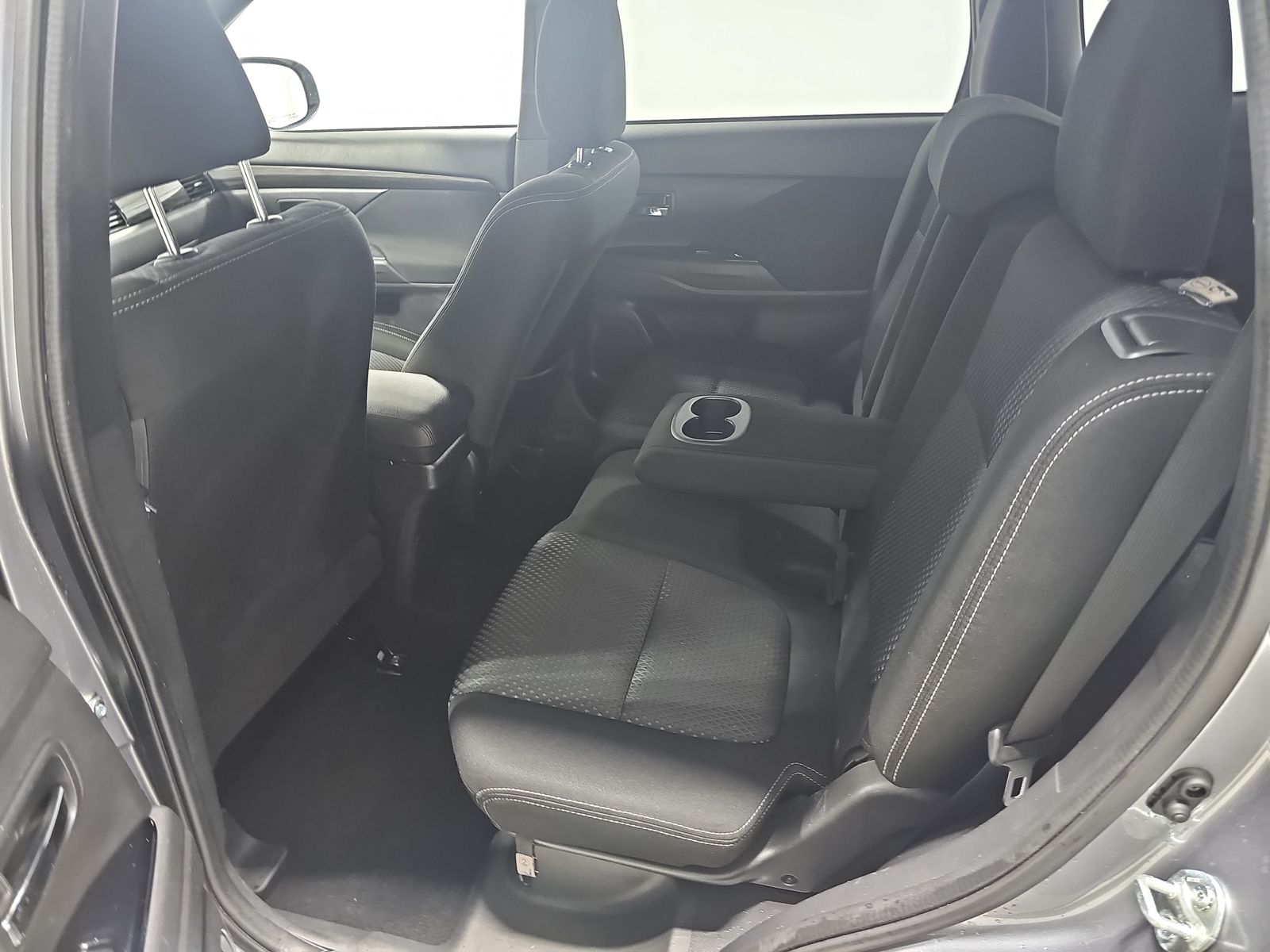 2018 Mitsubishi Outlander SE FWD