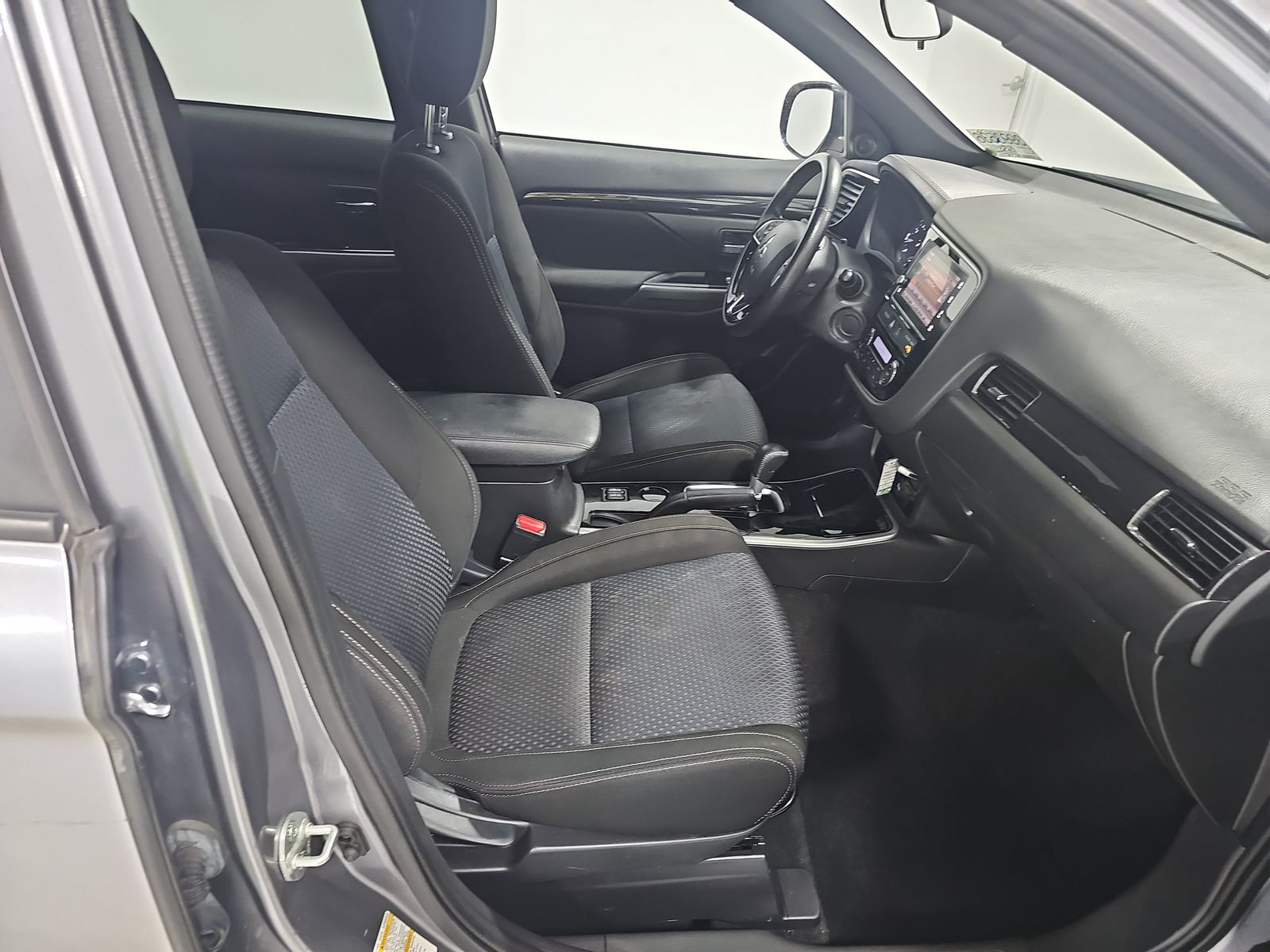 2018 Mitsubishi Outlander SE FWD