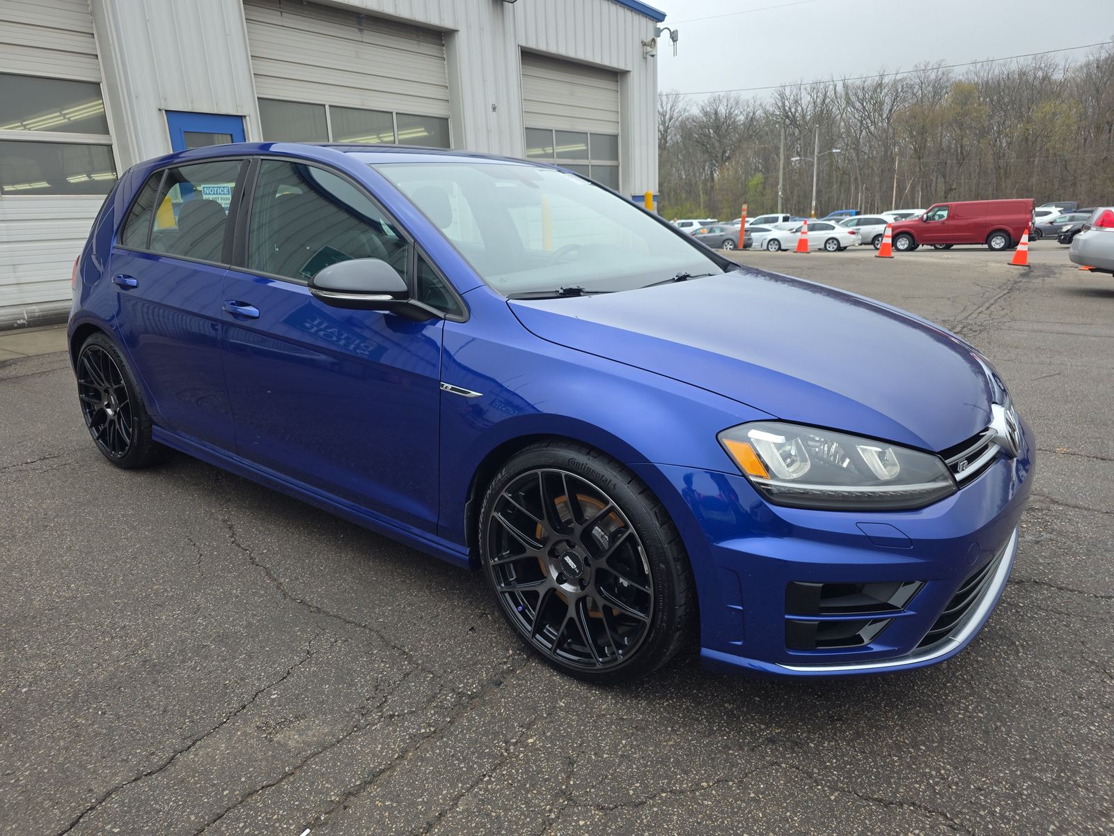 2016 Volkswagen Golf R 2.0T AWD