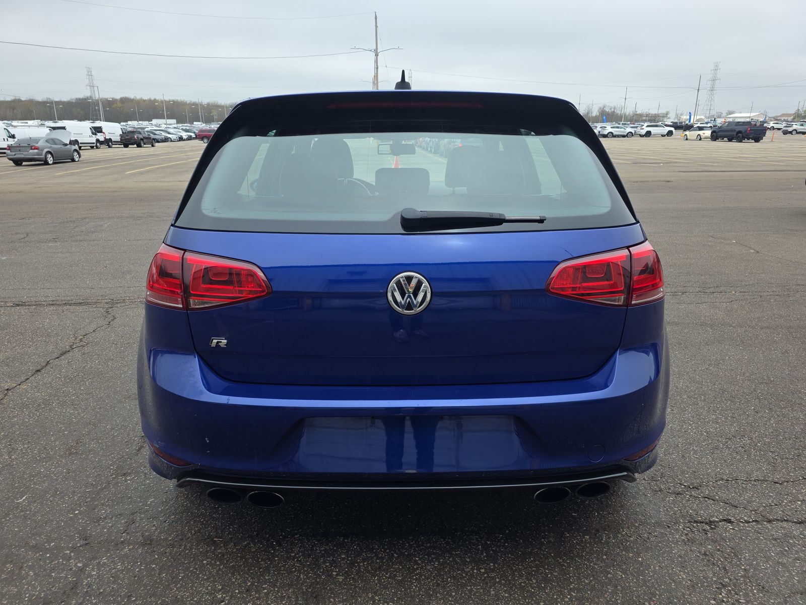 2016 Volkswagen Golf R 2.0T AWD