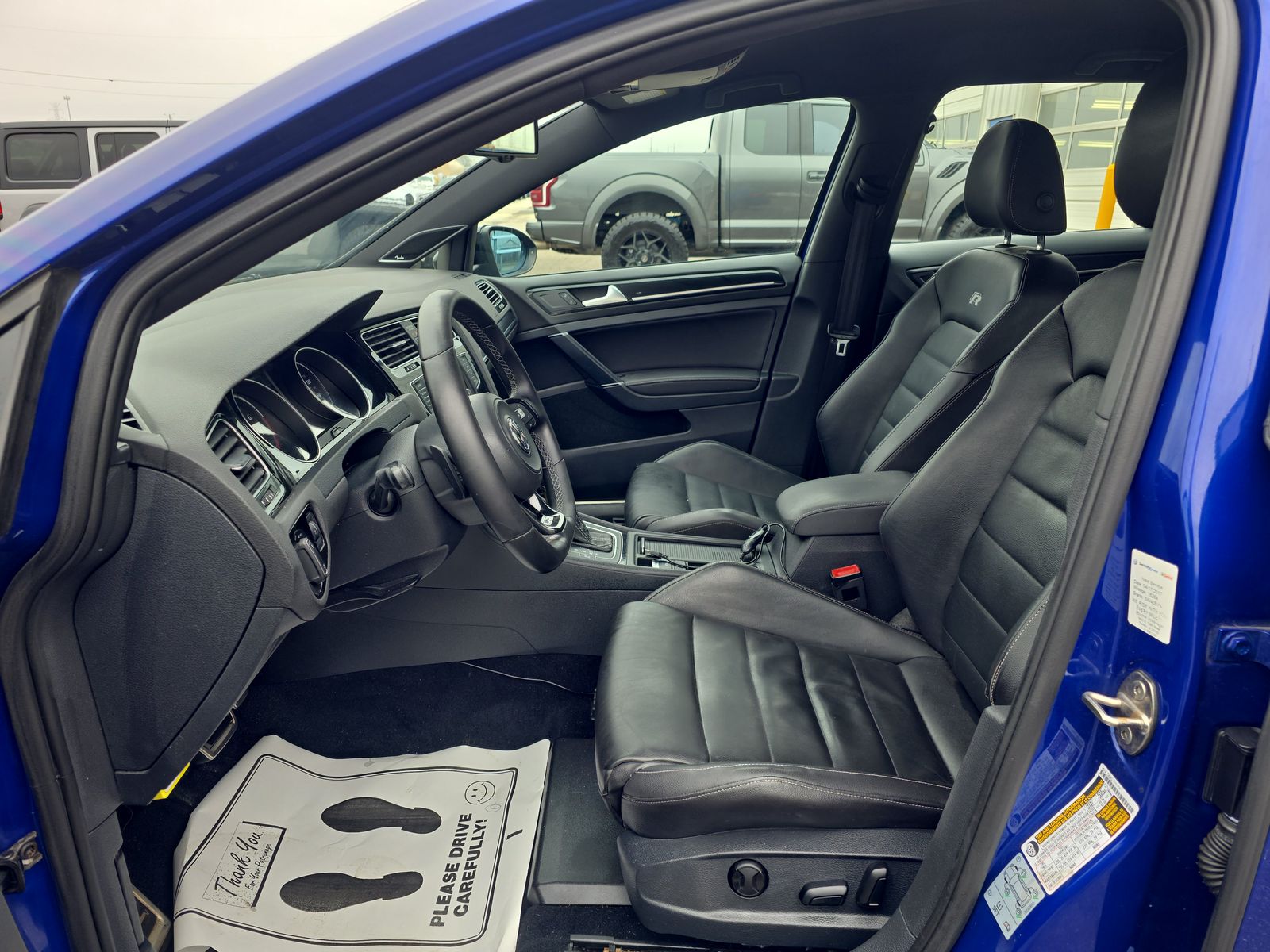 2016 Volkswagen Golf R 2.0T AWD