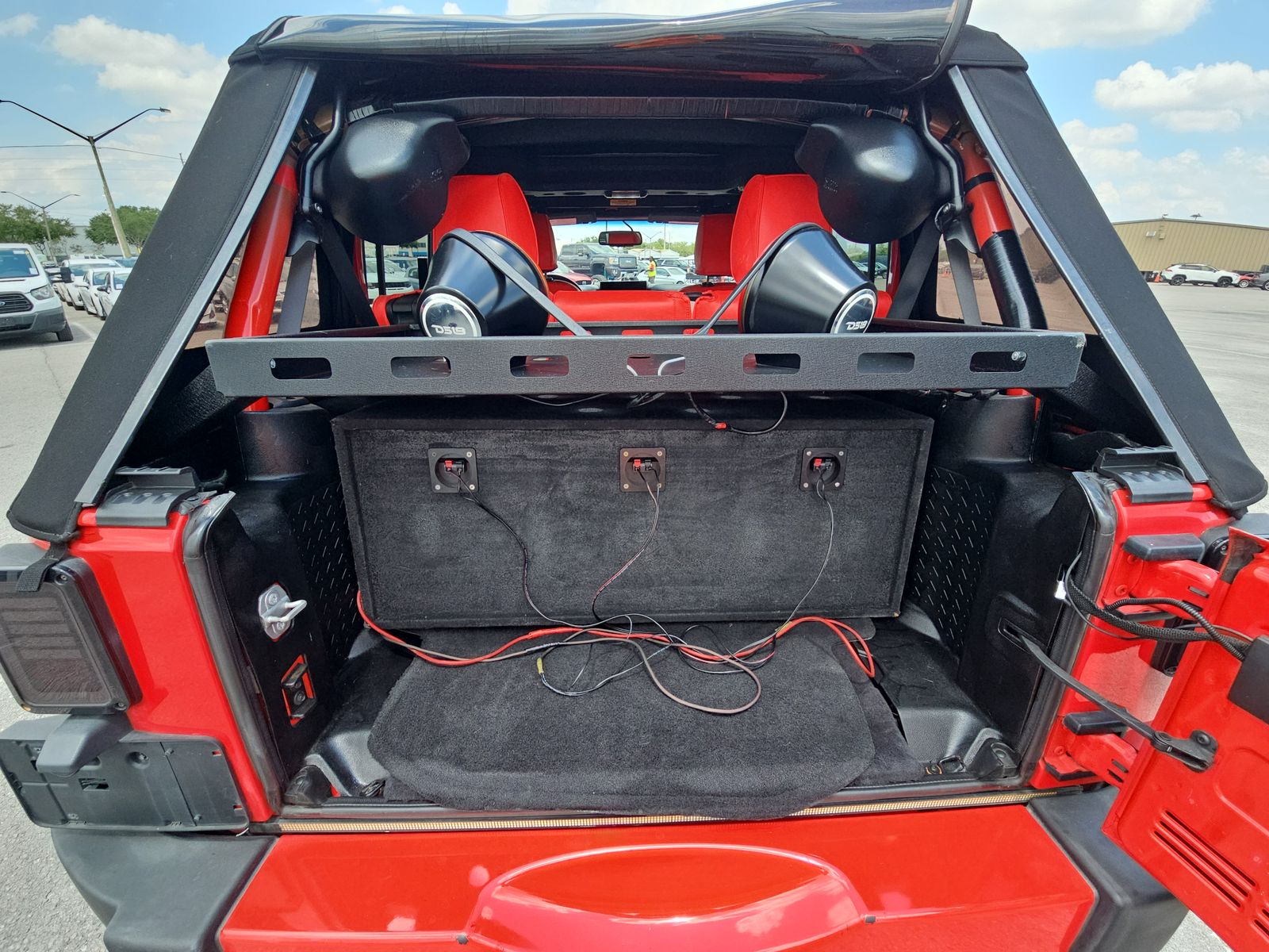 2018 Jeep Wrangler JK Unlimited Sahara AWD