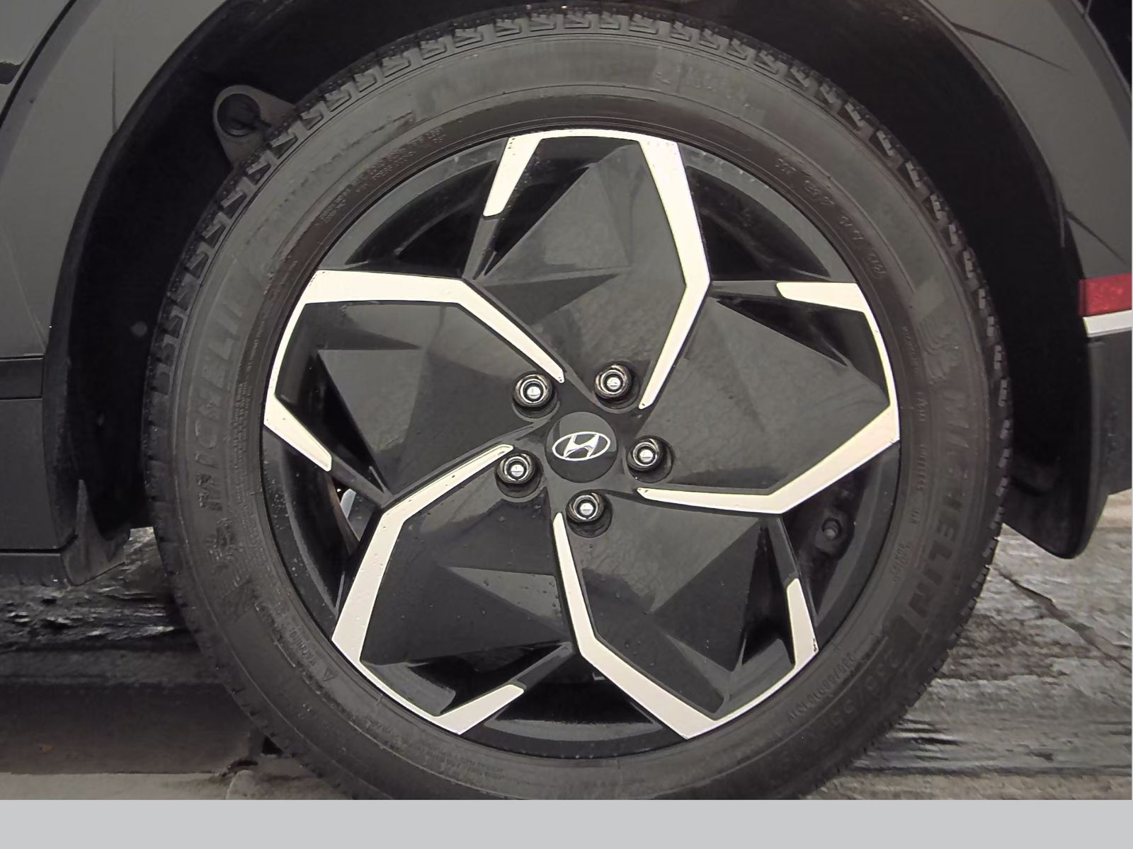 2023 Hyundai IONIQ 5 SE AWD