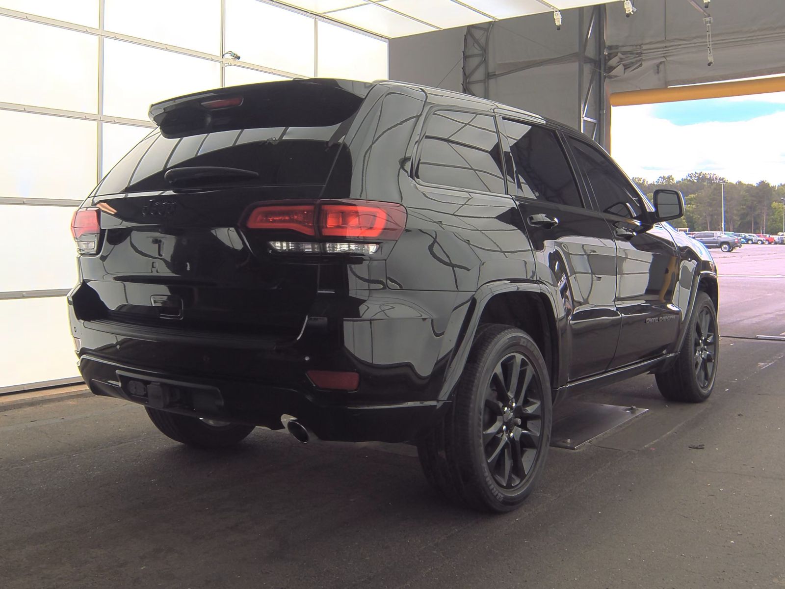 2021 Jeep Grand Cherokee Laredo X RWD