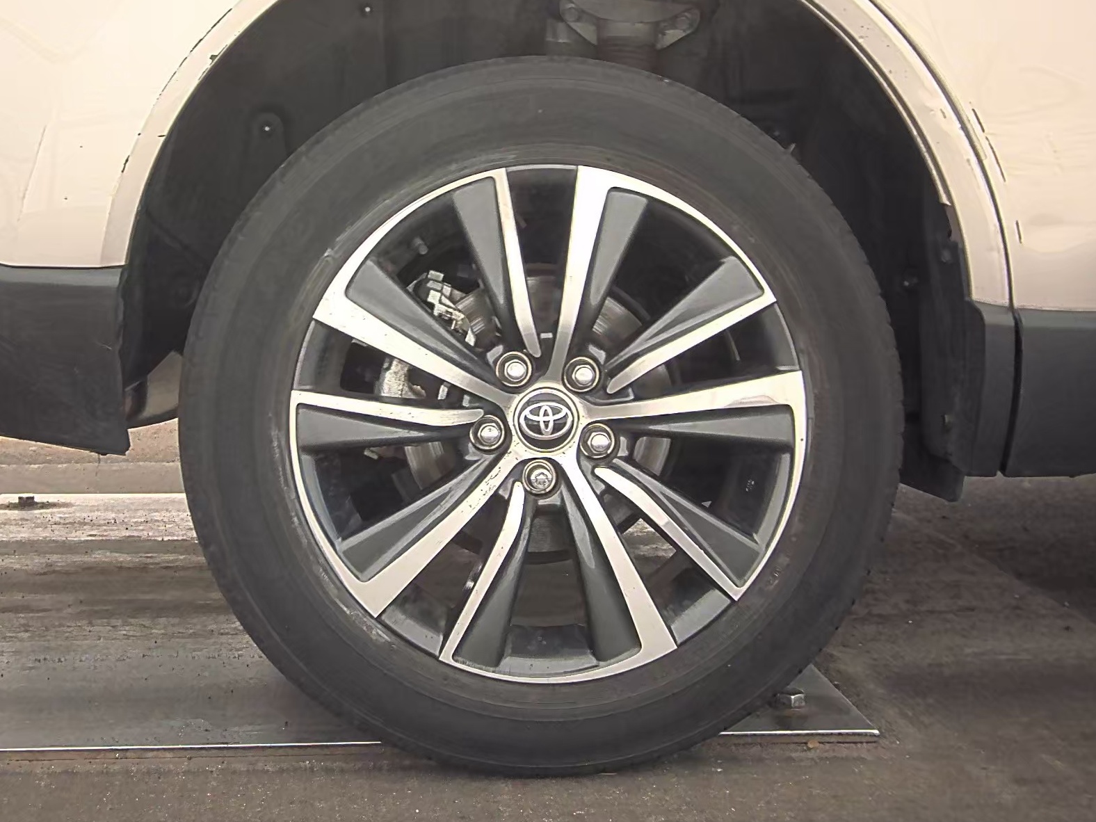 2022 Toyota Venza LE AWD