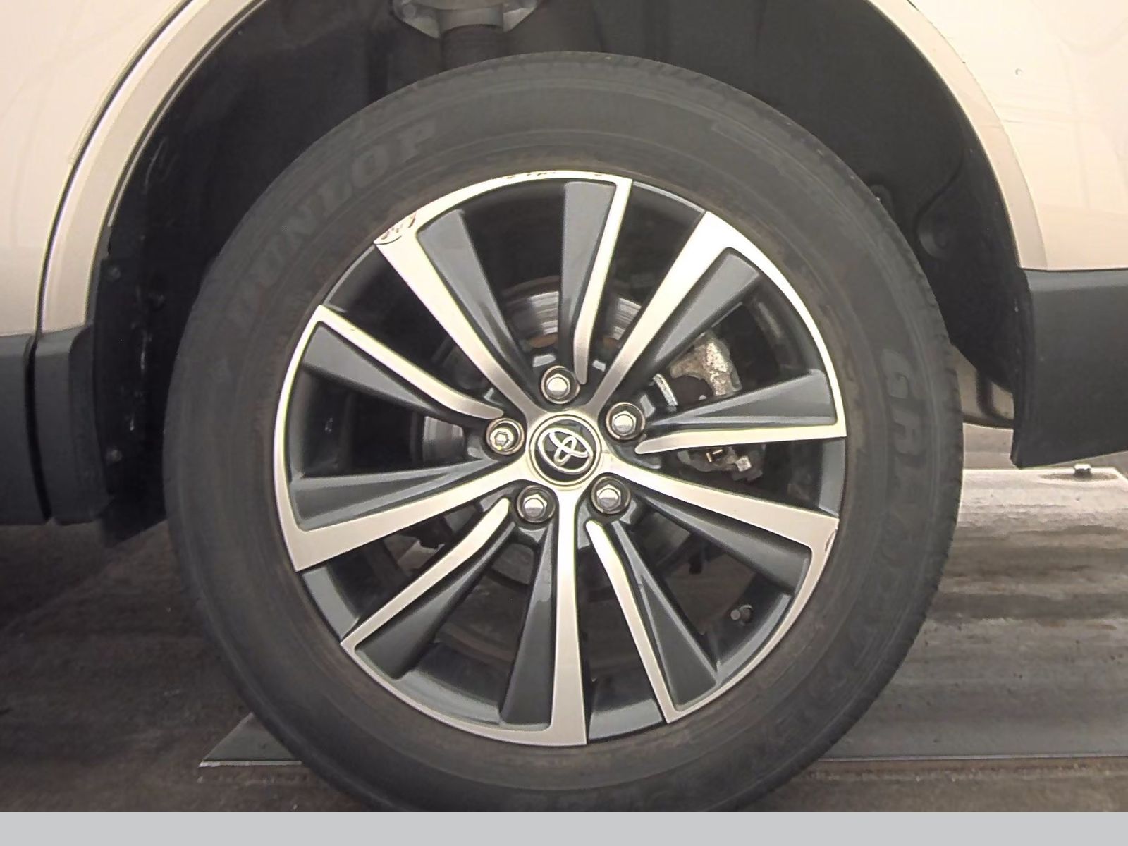2022 Toyota Venza LE AWD