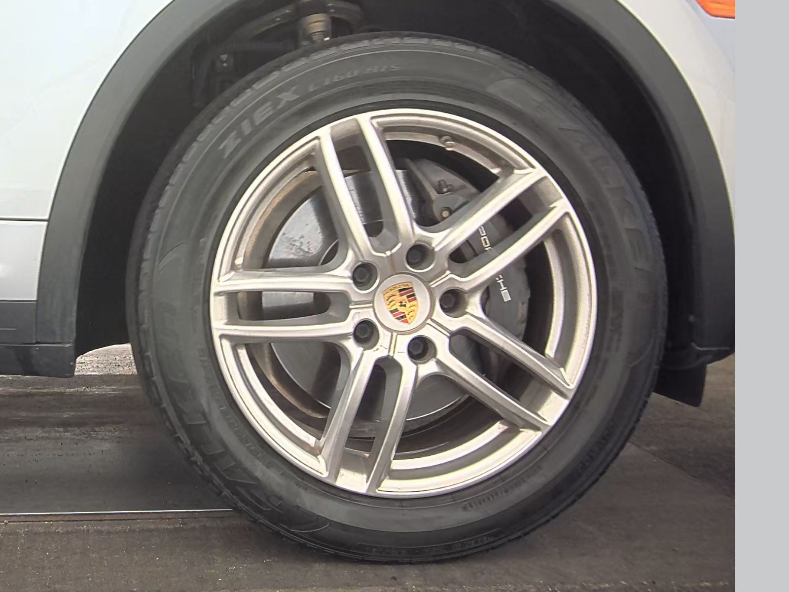 2016 Porsche Cayenne Base AWD