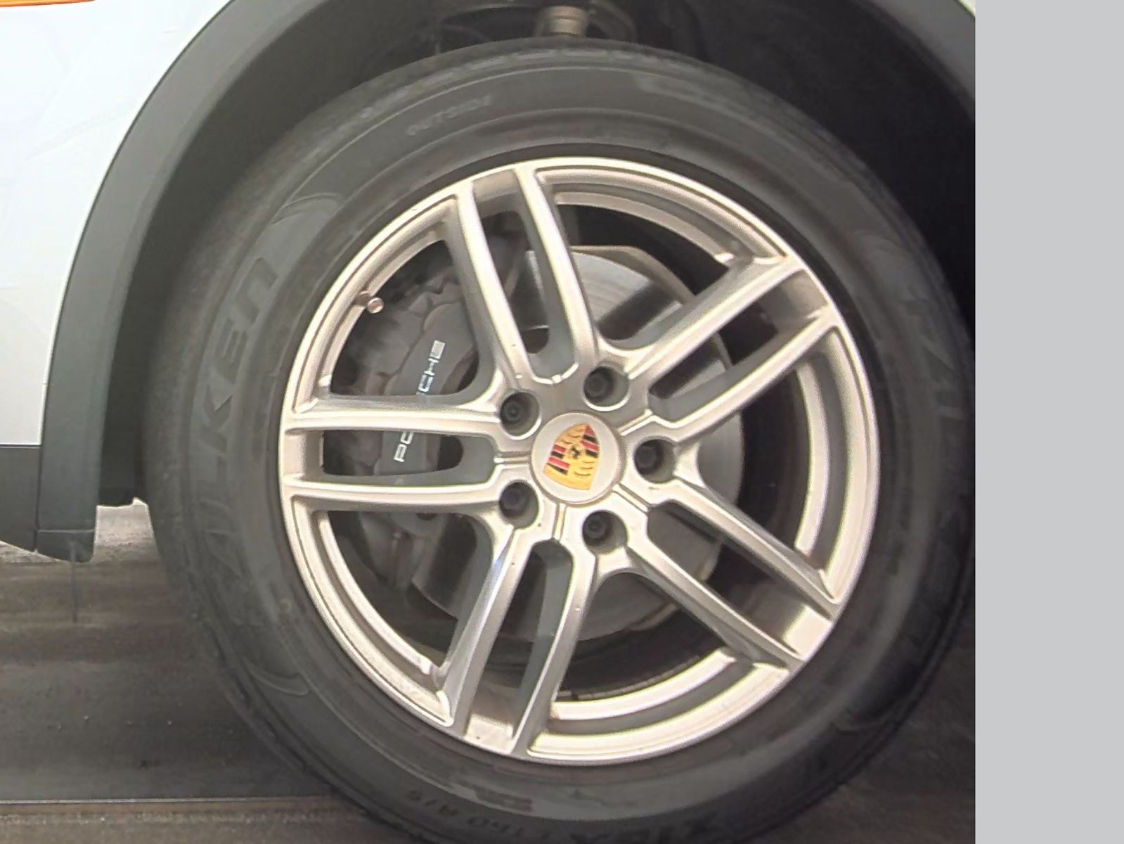 2016 Porsche Cayenne Base AWD