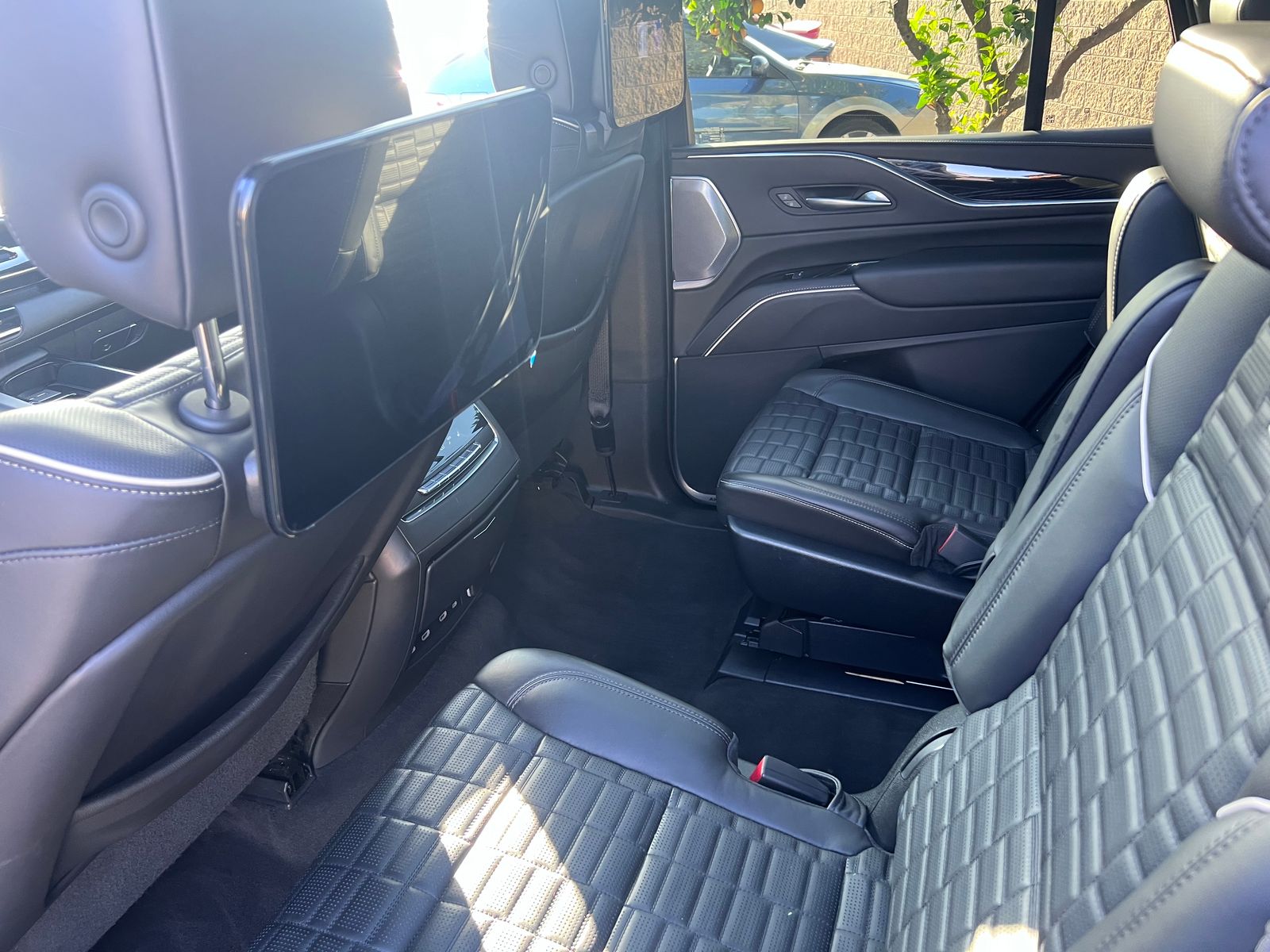 2023 Cadillac Escalade V-Series AWD