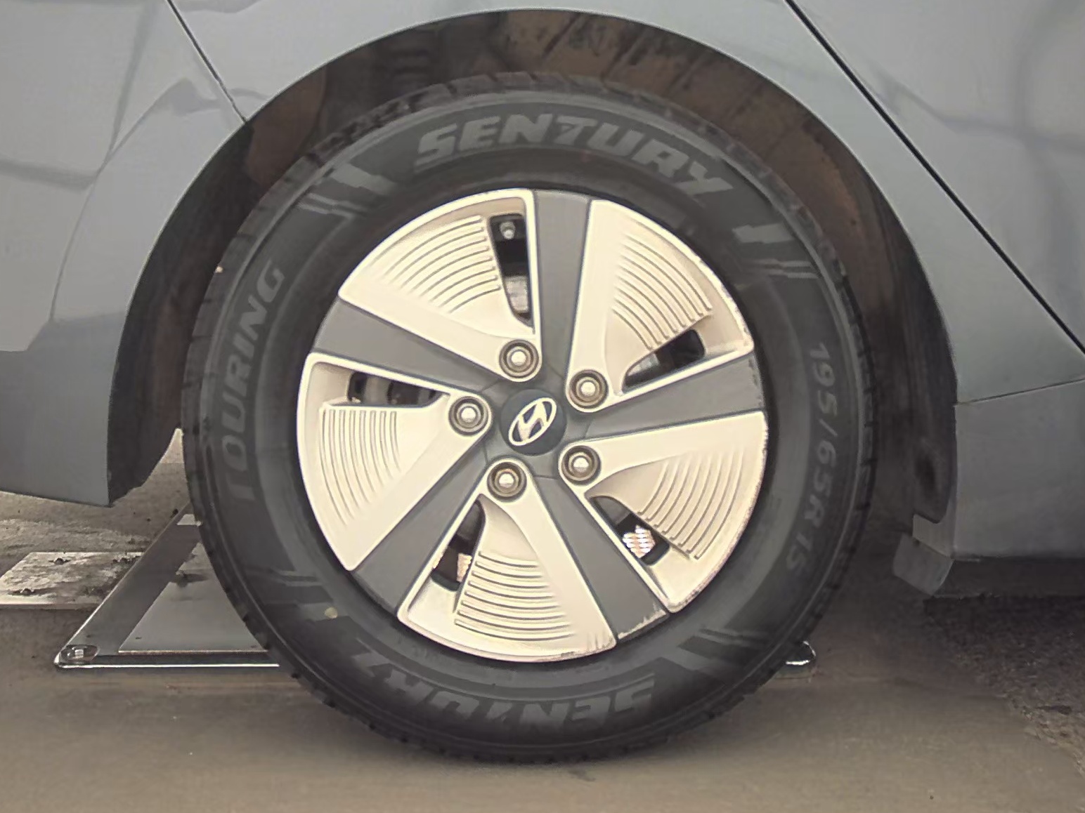 2019 Hyundai Ioniq Hybrid Blue FWD