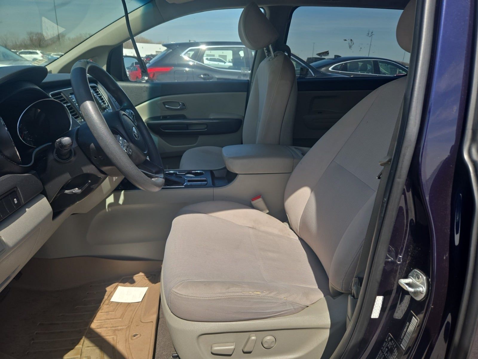 2019 Kia Sedona LX FWD