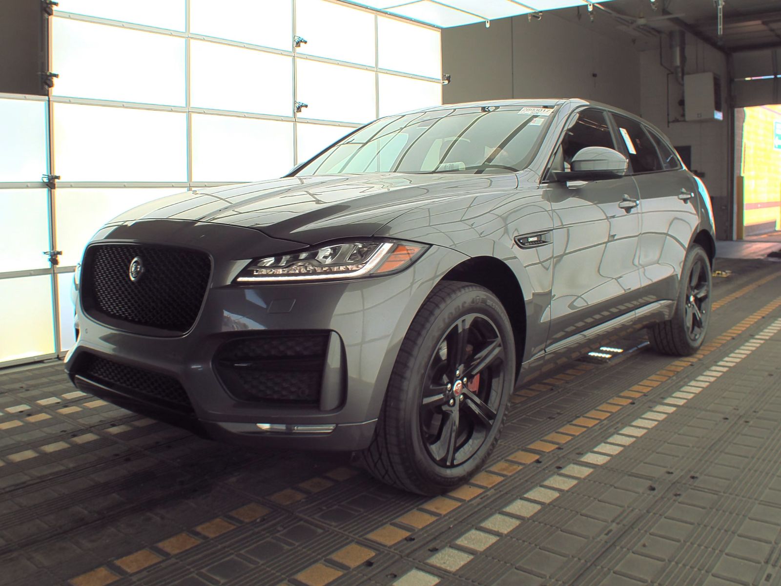 2017 Jaguar F-PACE 35t R-Sport AWD