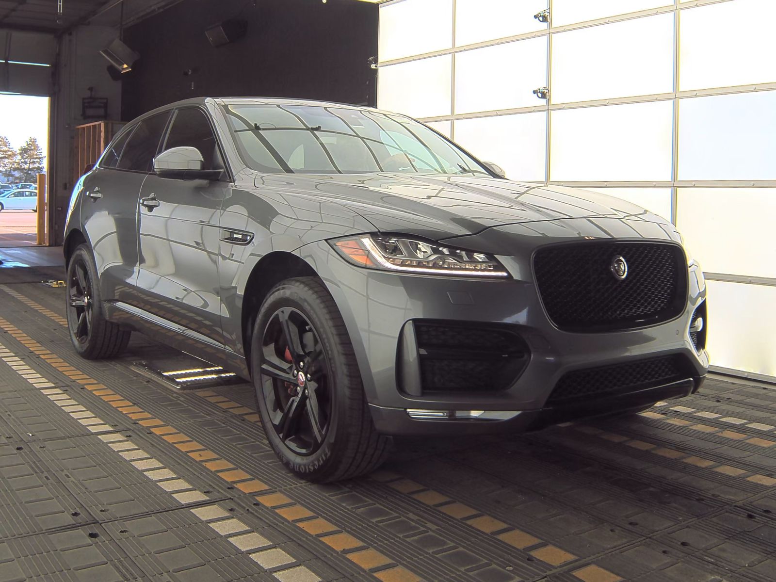 2017 Jaguar F-PACE 35t R-Sport AWD