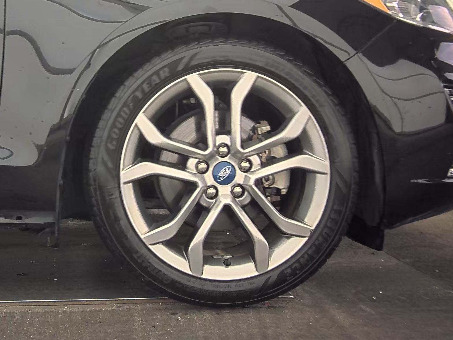 2019 Ford Fusion Hybrid Titanium FWD